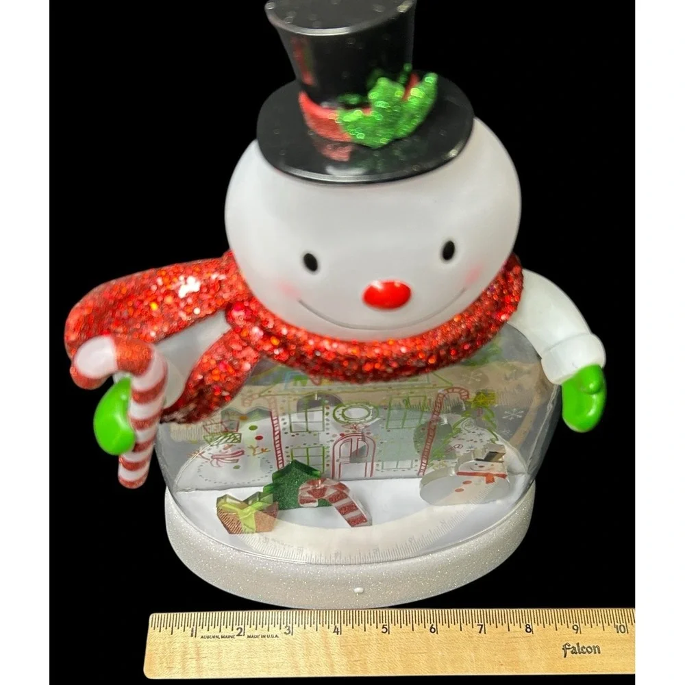 Hallmark North Pole DANCING LIGHTS SNOWMAN 2011 Animated Light Show Works Video‎